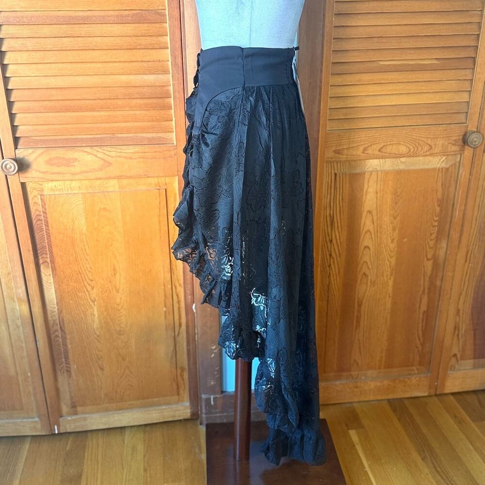 Dark in Love Gothic Victorian Vampire Vkei Black Lace Garter & Buckle Skirt - Picture 5 of 12